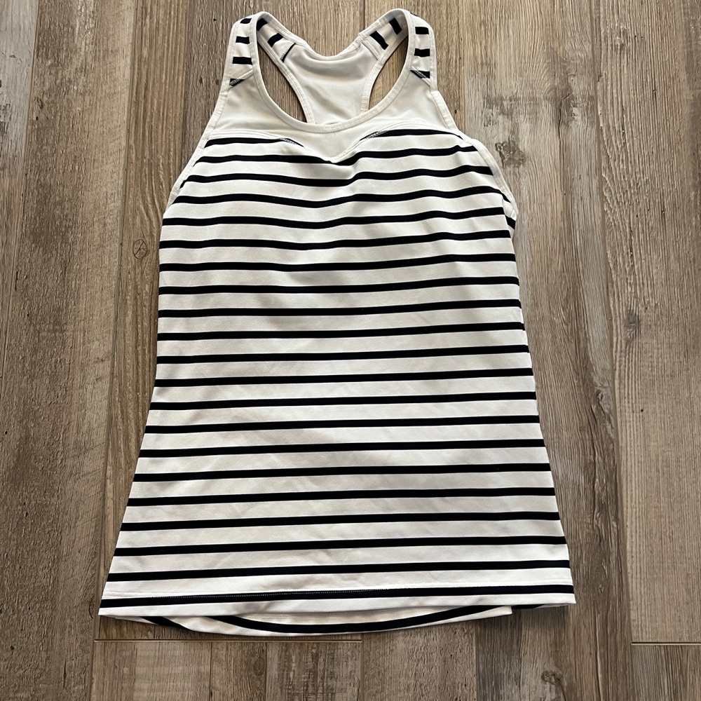 3/15$ Athleta tank top xs